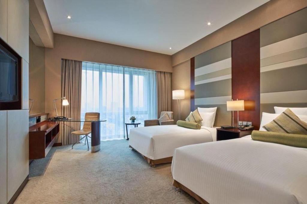 The Qube Shanghai Nanqiao Экстерьер фото