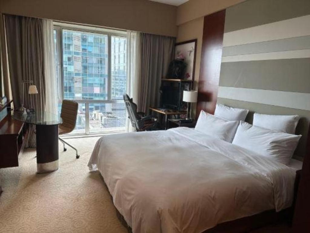 The Qube Shanghai Nanqiao Экстерьер фото